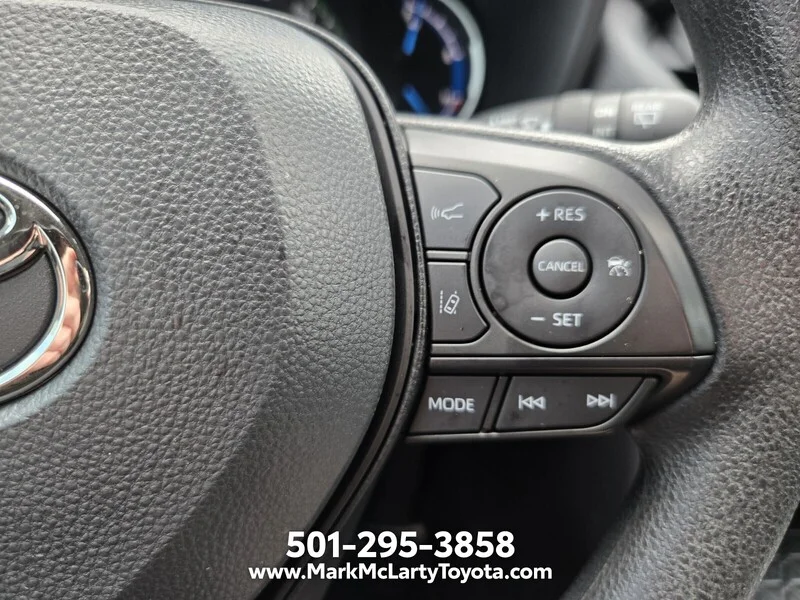 Used 2025 Magnetic Gray Metallic TOYOTA HYBRID XLE AWD image 24