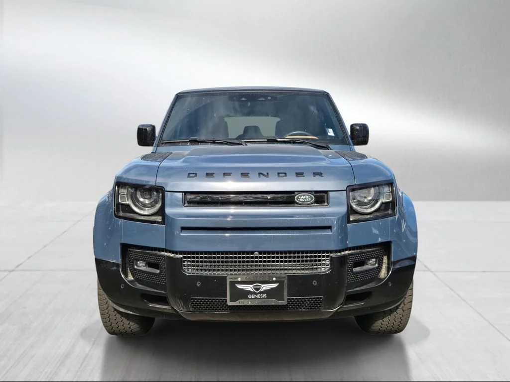 Used 2024 Tasman Blue Metallic Land Rover X-Dynamic SE image 8