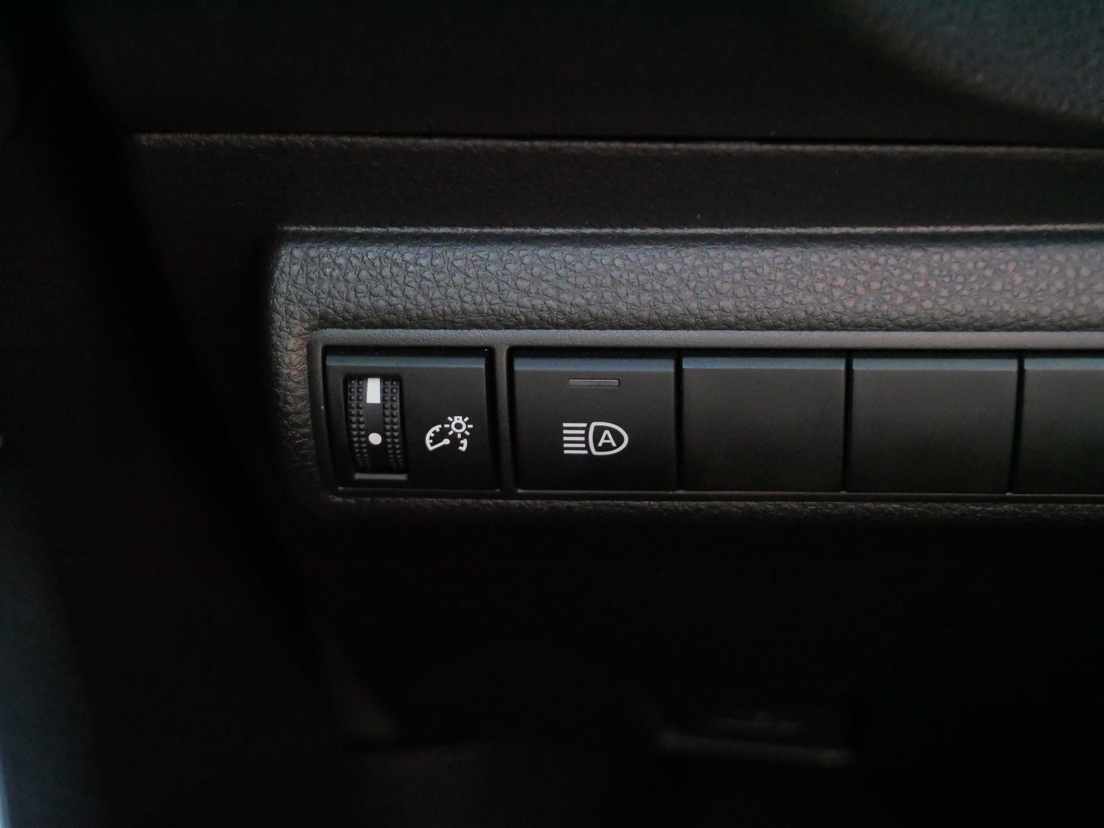 Certified Used 2025 UNDERGROUND Toyota SE image 27