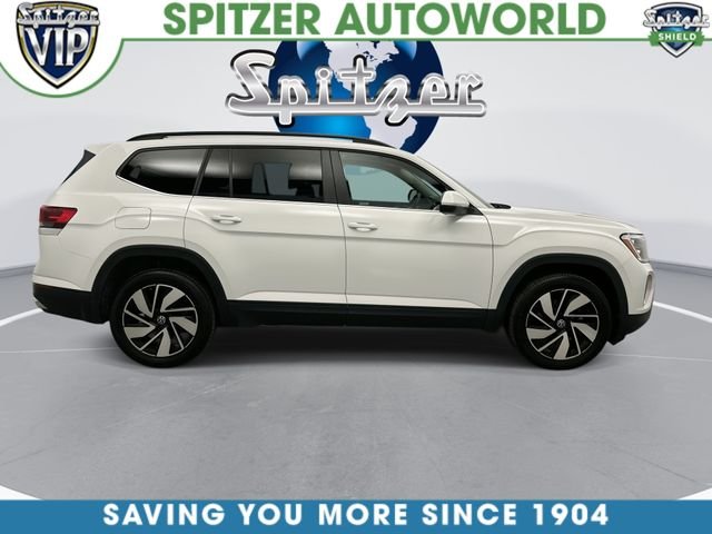 Used 2024  Volkswagen 2.0T SE w/Technology image 12