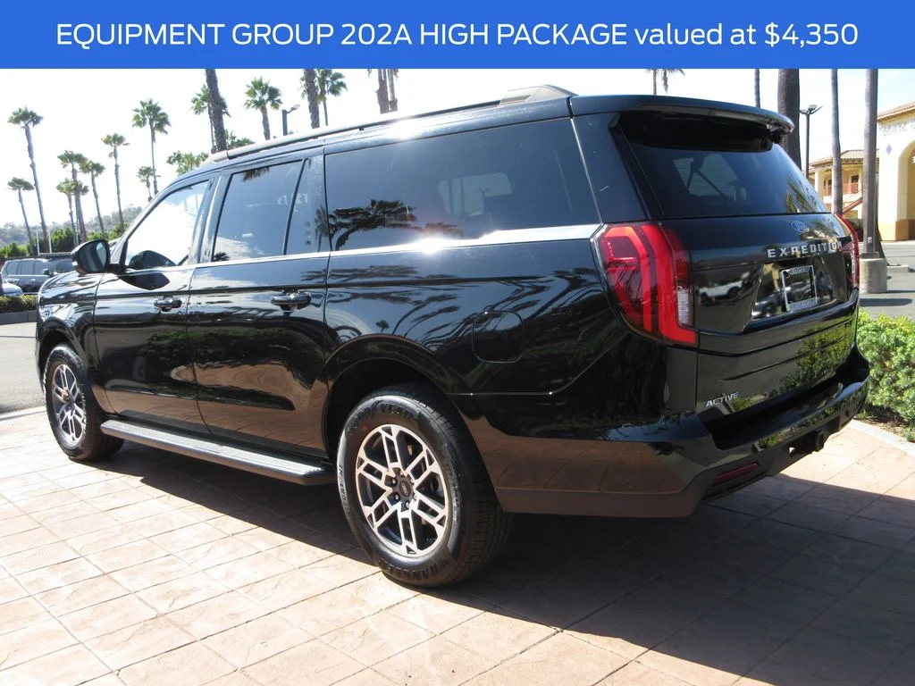 Certified Used 2025 Agate Black Metallic Ford Active image 2