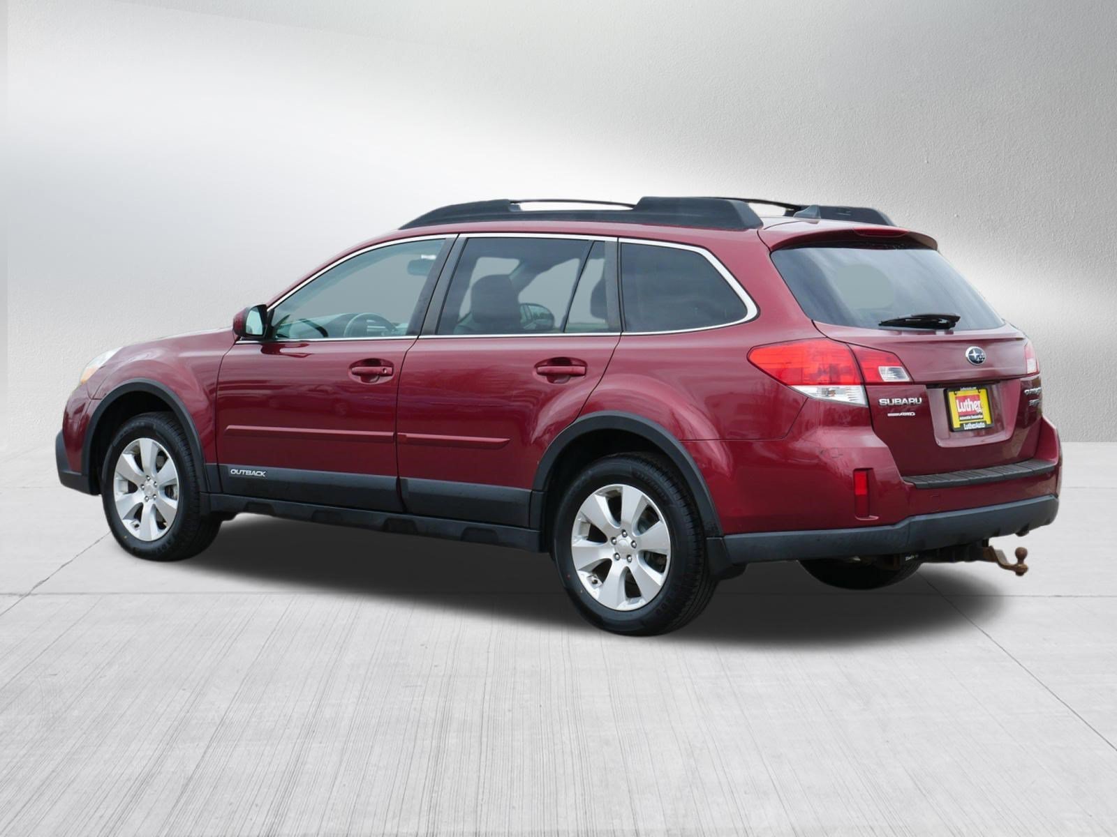 Used 2013 Venetian Red Pearl Subaru 3.6R Limited image 5