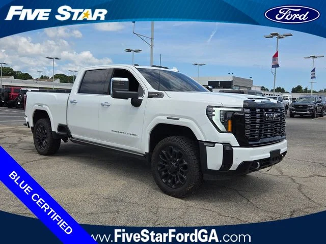 Used 2025 White GMC Denali Ultimate image 1