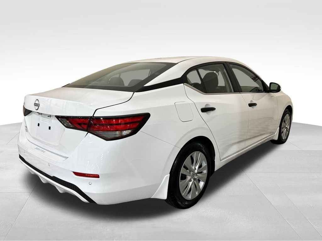 Used 2024 White Nissan S image 5