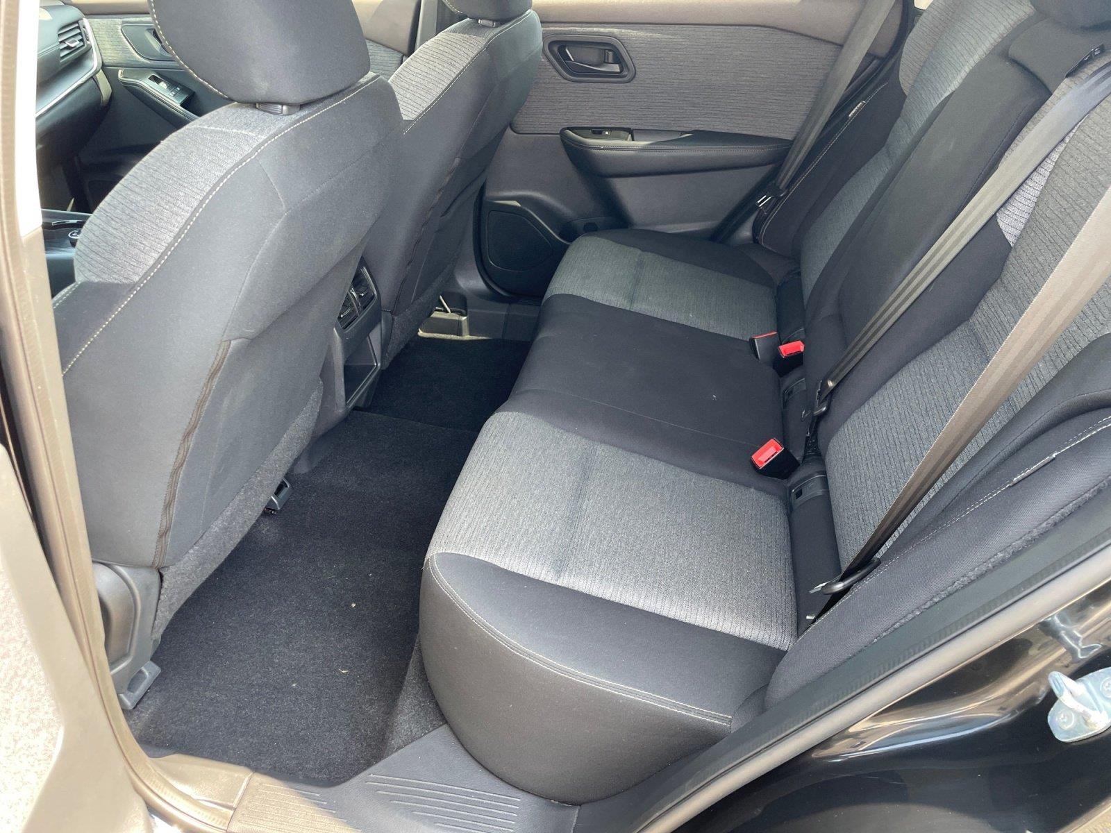 Used 2021 Super Black Nissan S image 13