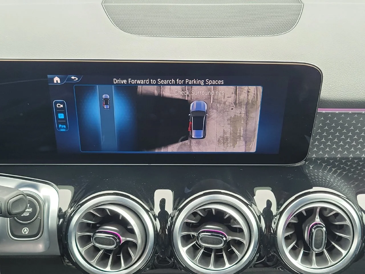 Certified Used 2026 White Mercedes-Benz GLB 250 image 19