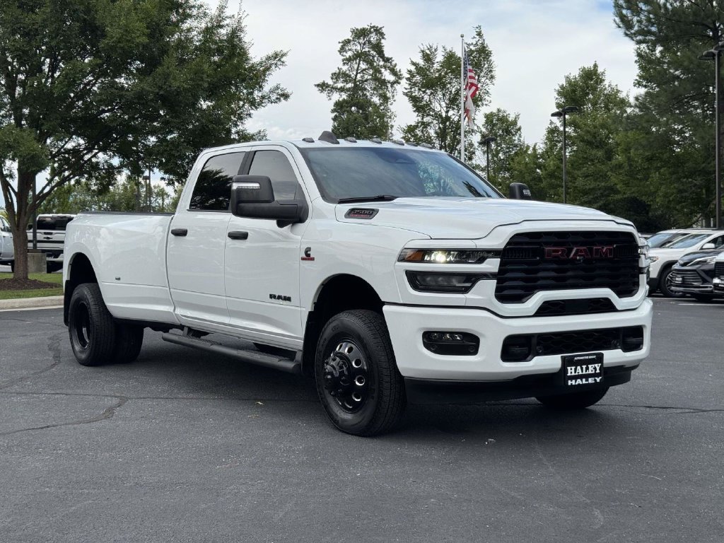 Used 2026 White Ram Big Horn image 2
