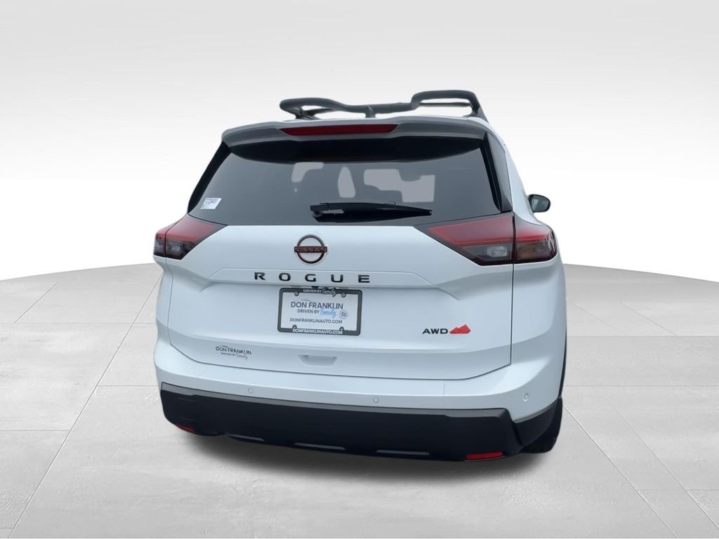 New 2026 Everest White Pearl TriCoat Nissan Rock Creek® image 7