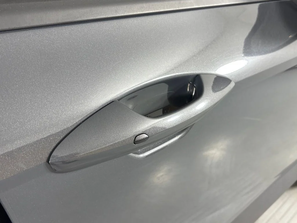 Used 2024 Gray Hyundai SEL image 12