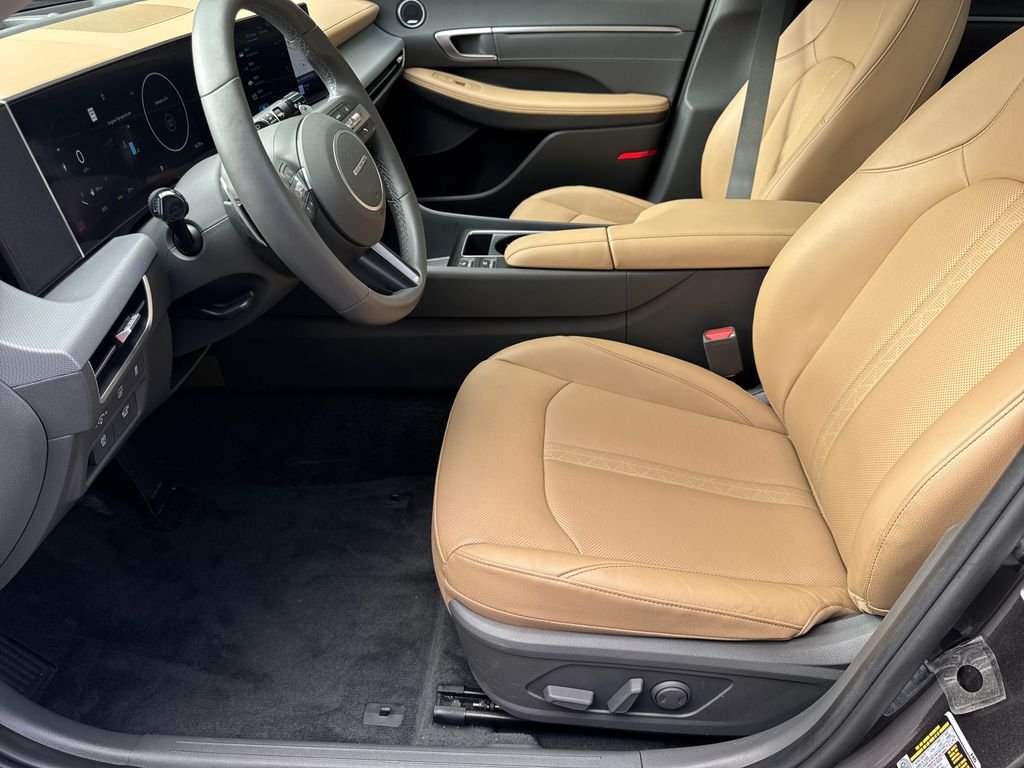 2025 Hyundai Sonata Hybrid Limited - Photo 9