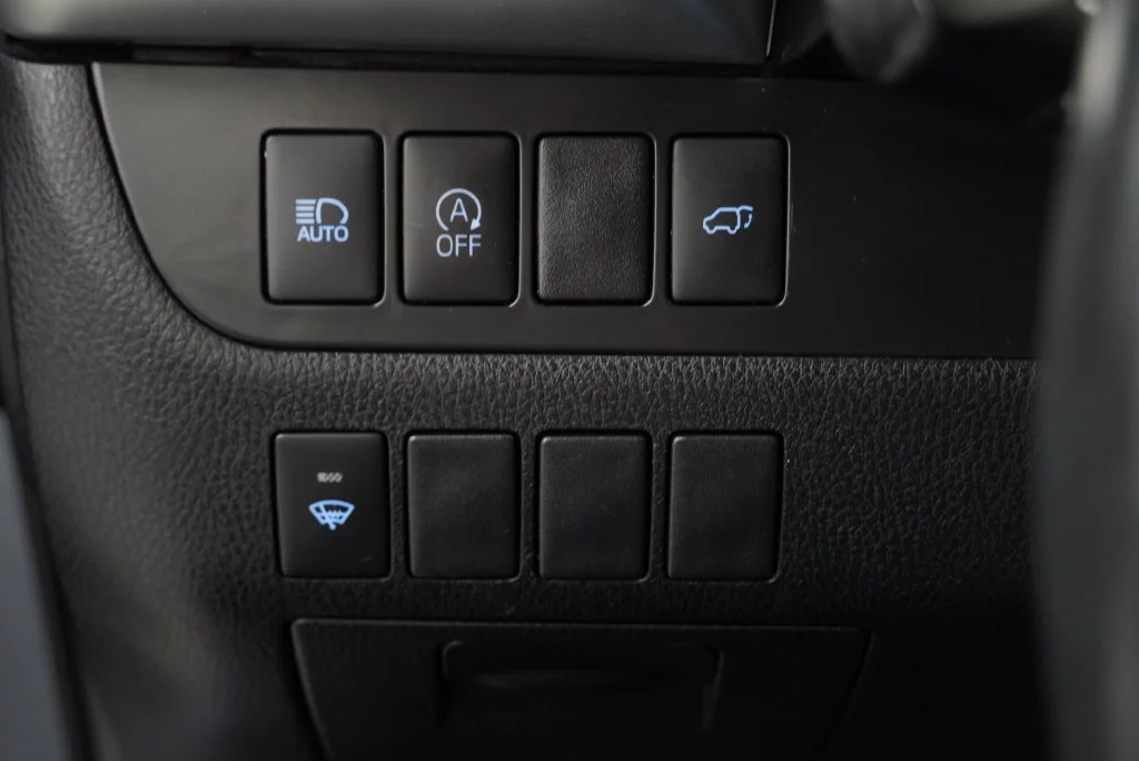 Used 2019 Blue Toyota XLE image 33