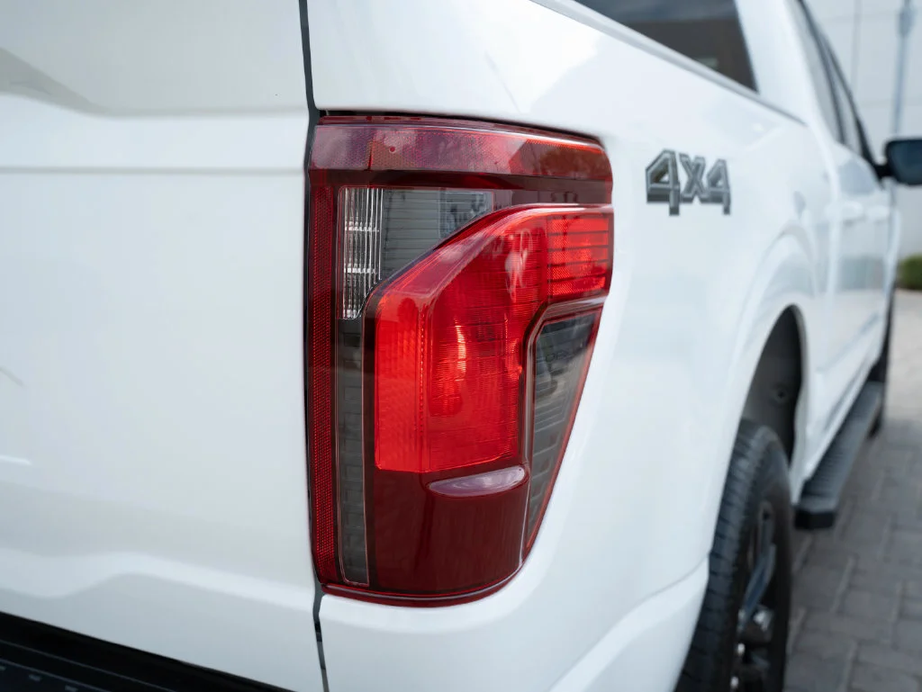 Used 2024 Oxford White Ford XLT image 14