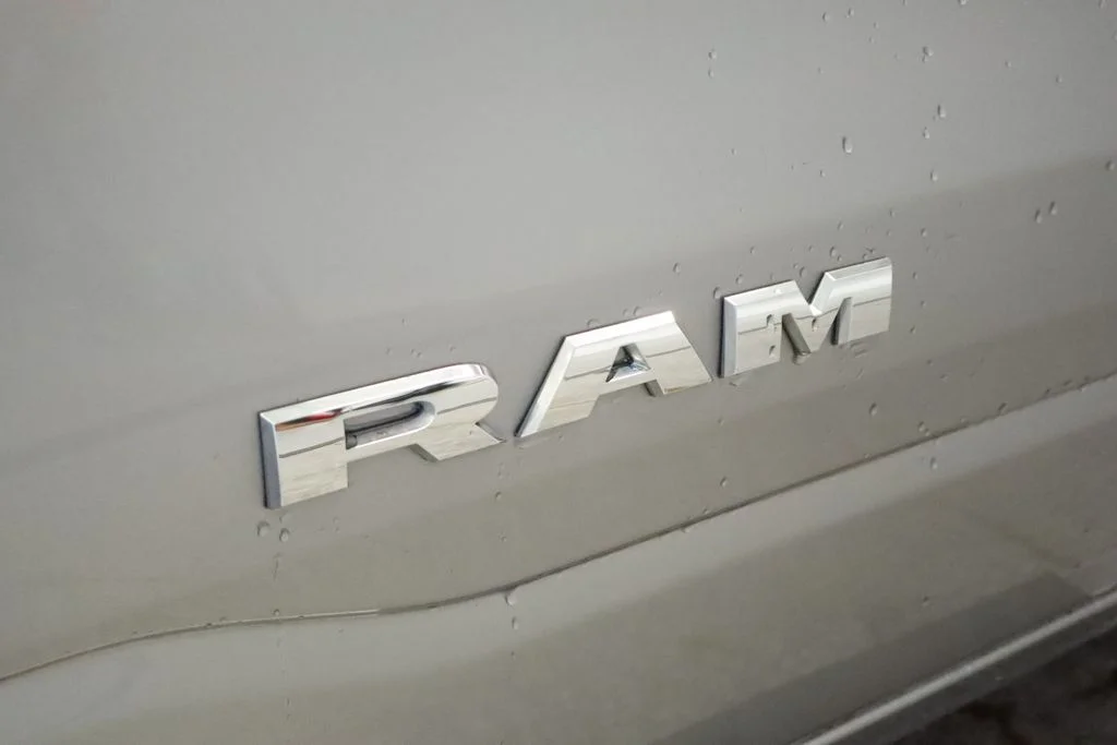 Certified Used 2024 Silver Ram Big Horn/Lone Star image 18