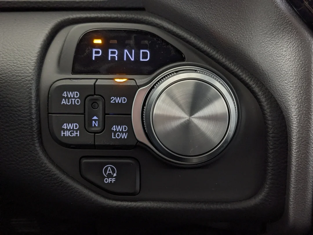 New 2026 Grey RAM Sport - - 5.7L HEMI V8 - Trailer Brake Control - 27-Gal Fuel Tank - Mopar Mats & More! image 20