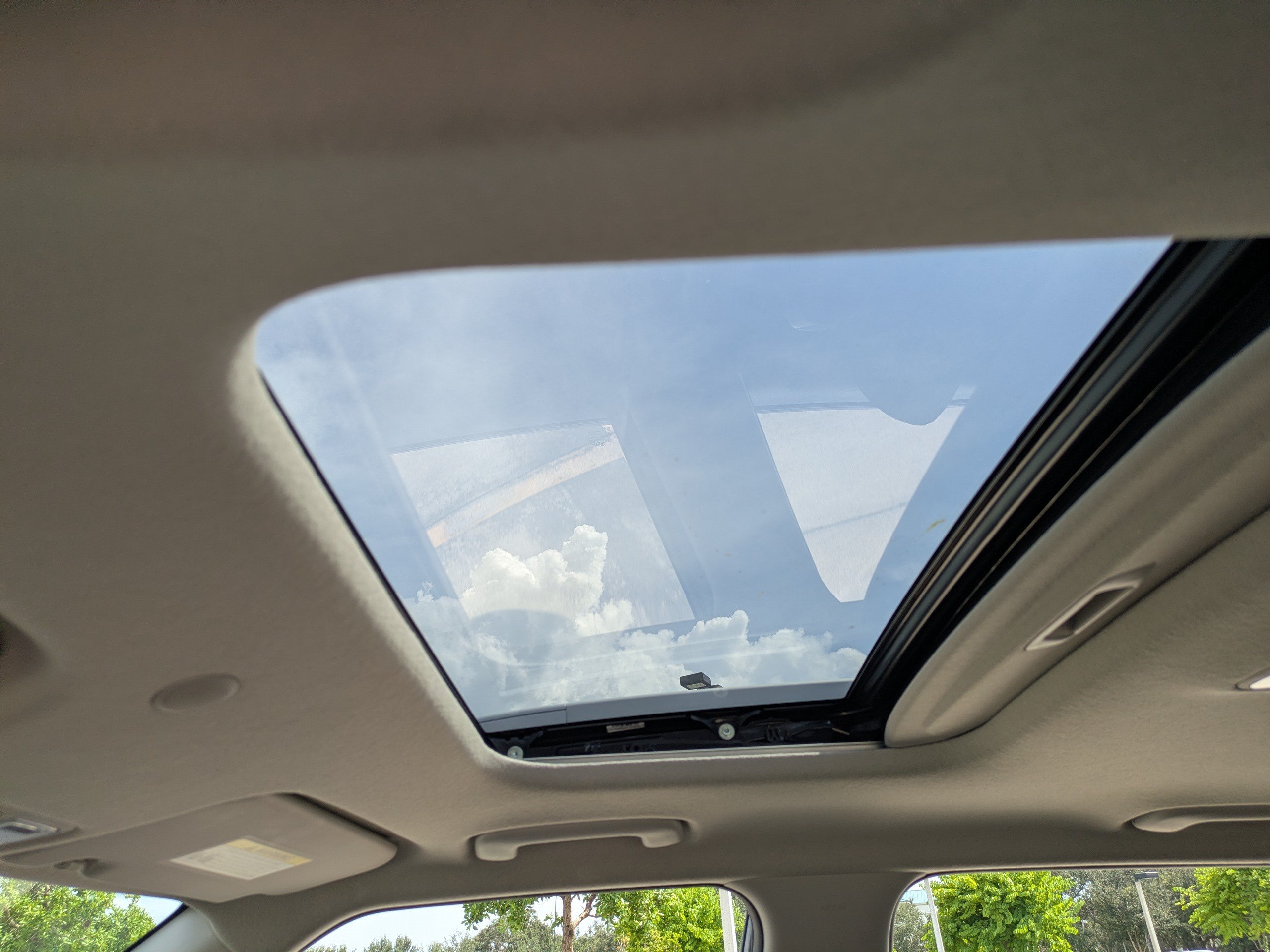 Certified Used 2023 Ecotronic Gray Hyundai SEL image 18