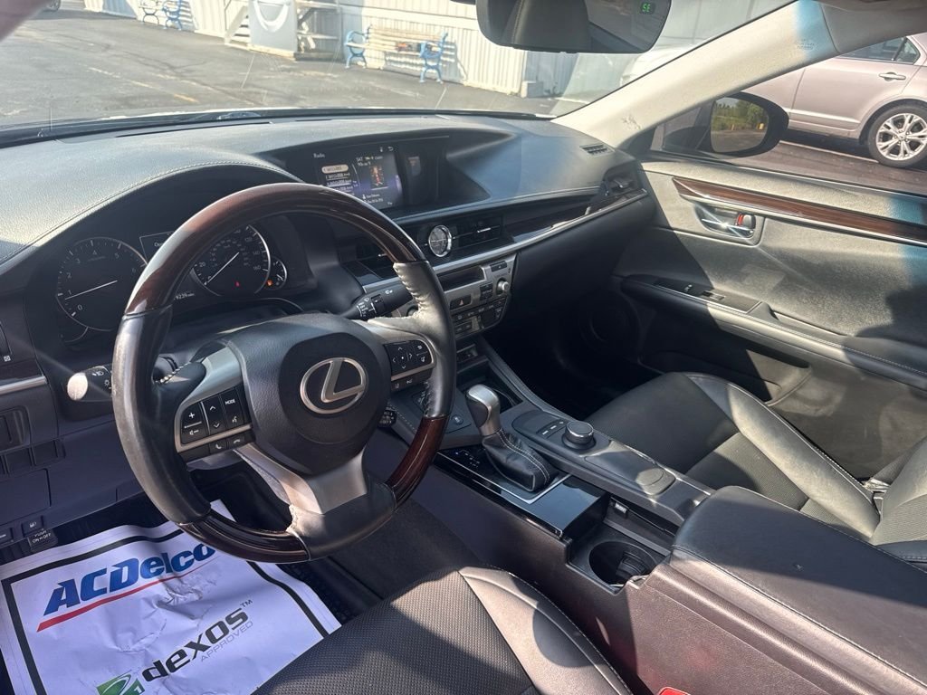 2018 Lexus ES 350 - Photo 12
