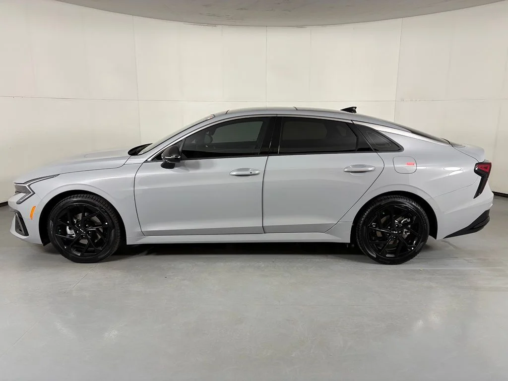 New 2026 Wolf Gray Kia GT-Line FWD image 5