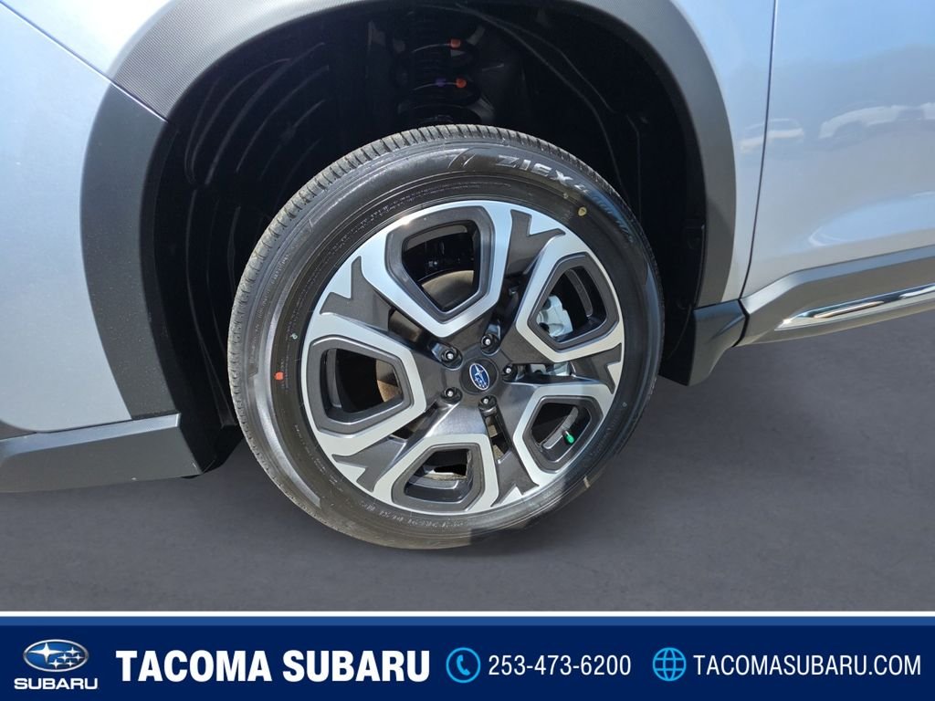 New 2026 ICE SILVER METALLIC Subaru Limited 7-Passenger image 9