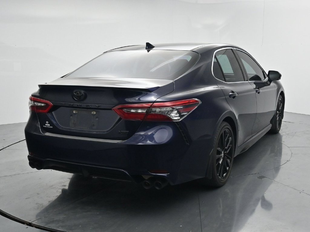 Used 2022  Toyota XSE image 6