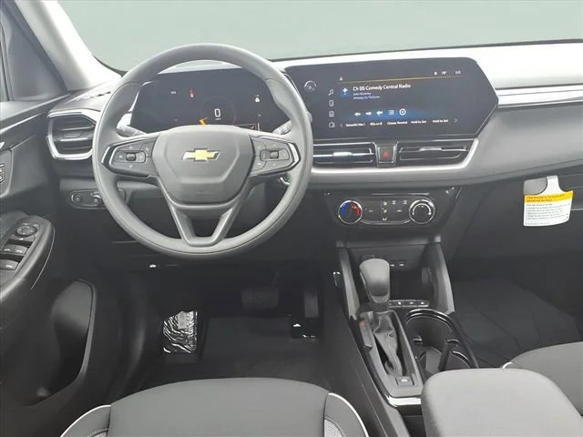 New 2026 Mosaic Black Metallic Chevrolet LT image 18