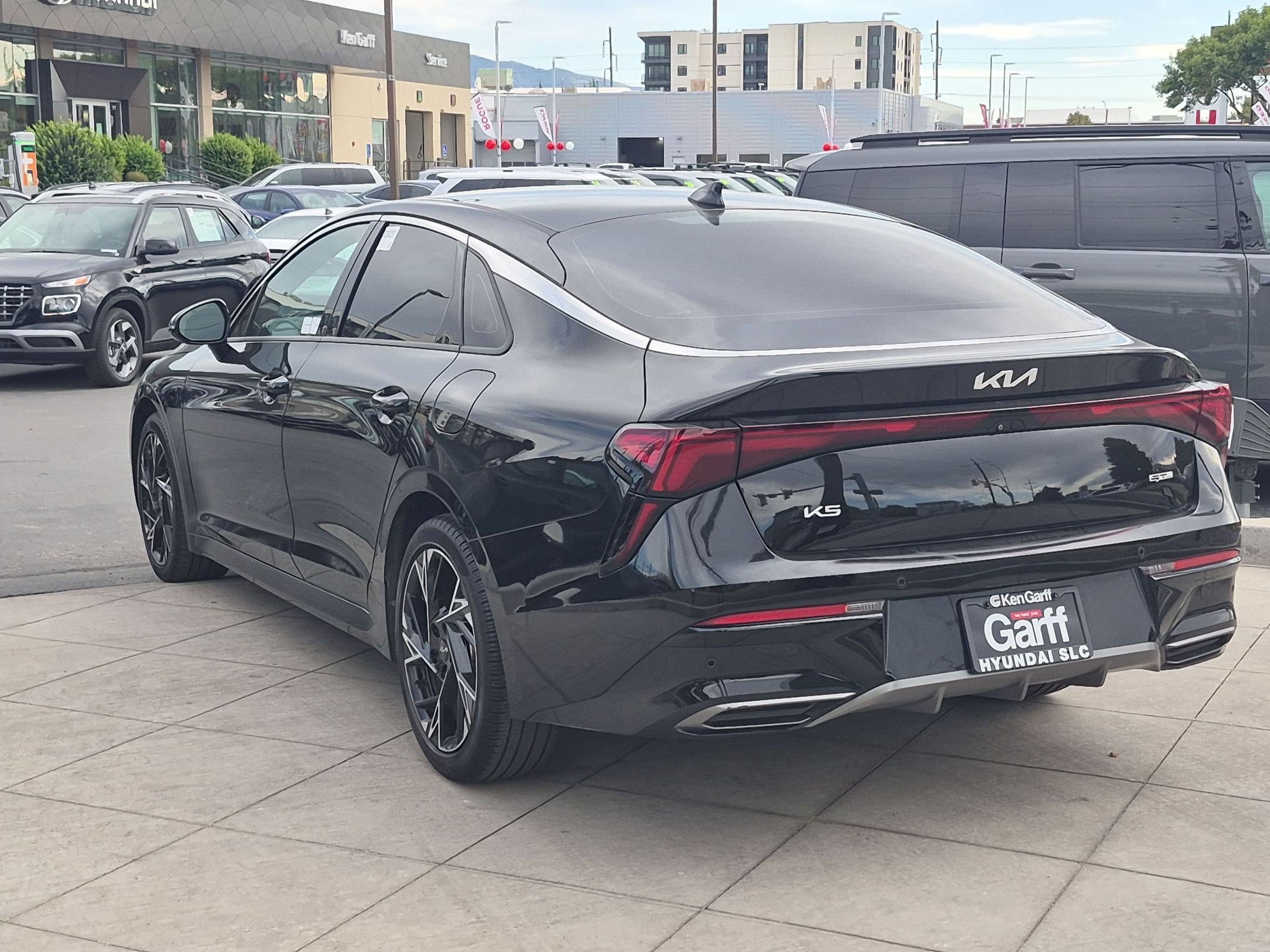 Ken Garff Cert 2025 Aurora Black Pearl Kia GT-Line image 5