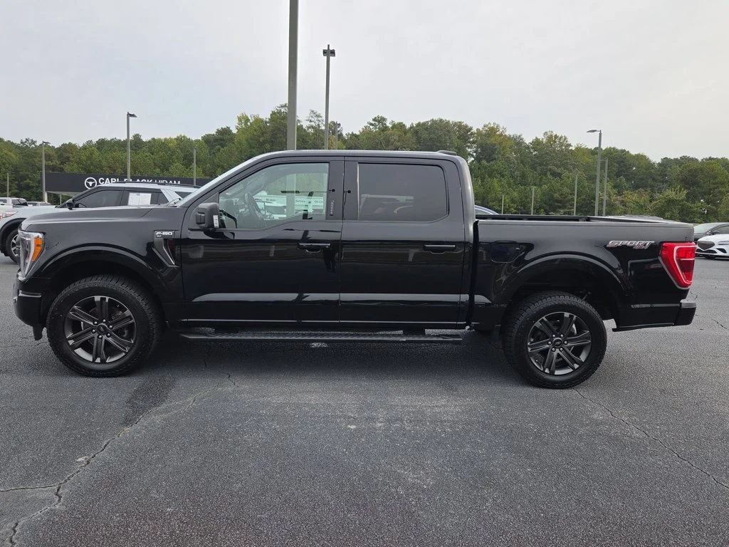 Used 2023  Ford XLT image 8