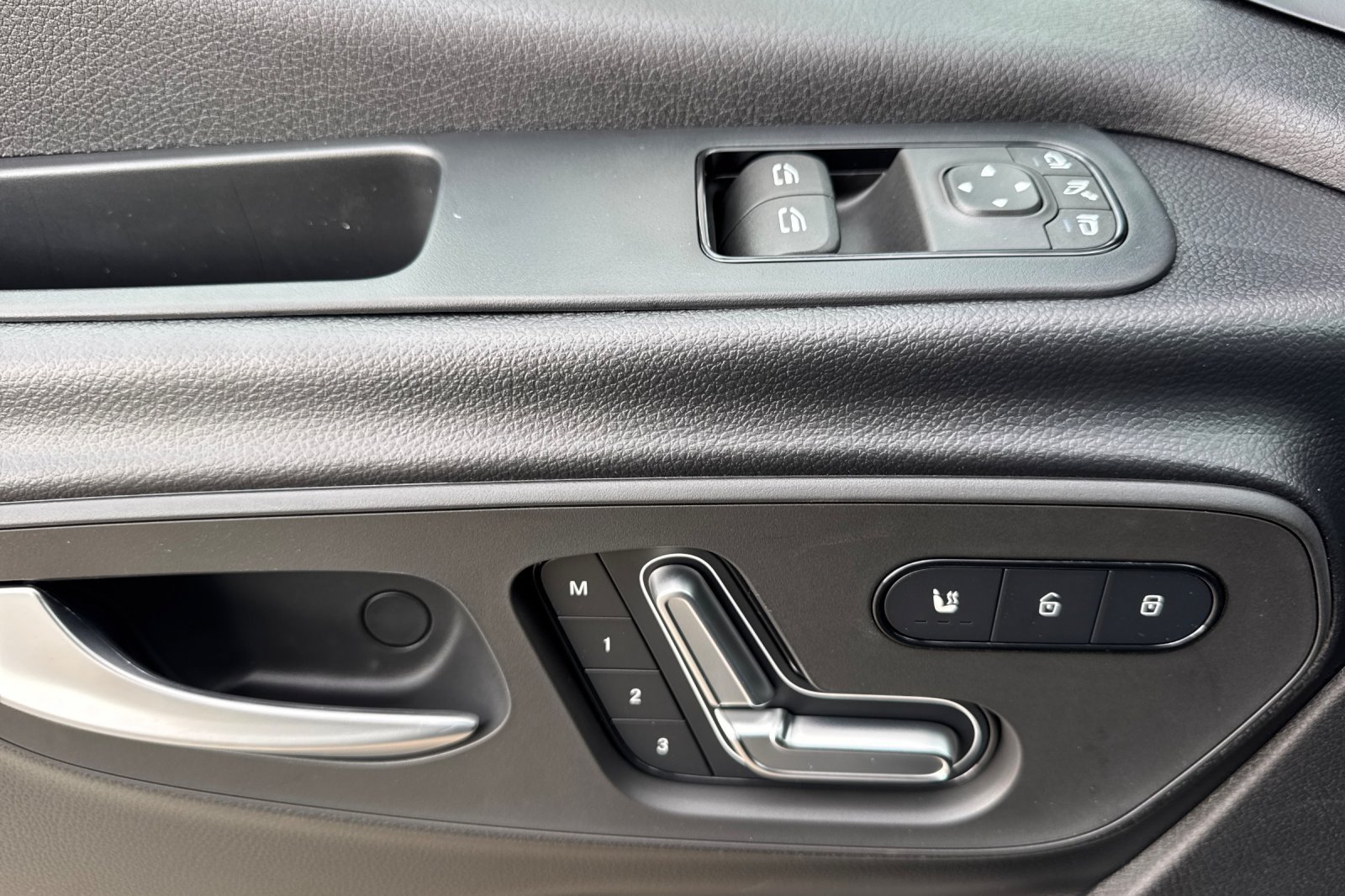 2026 Mercedes-Benz Sprinter Cargo Van Base - Photo 18