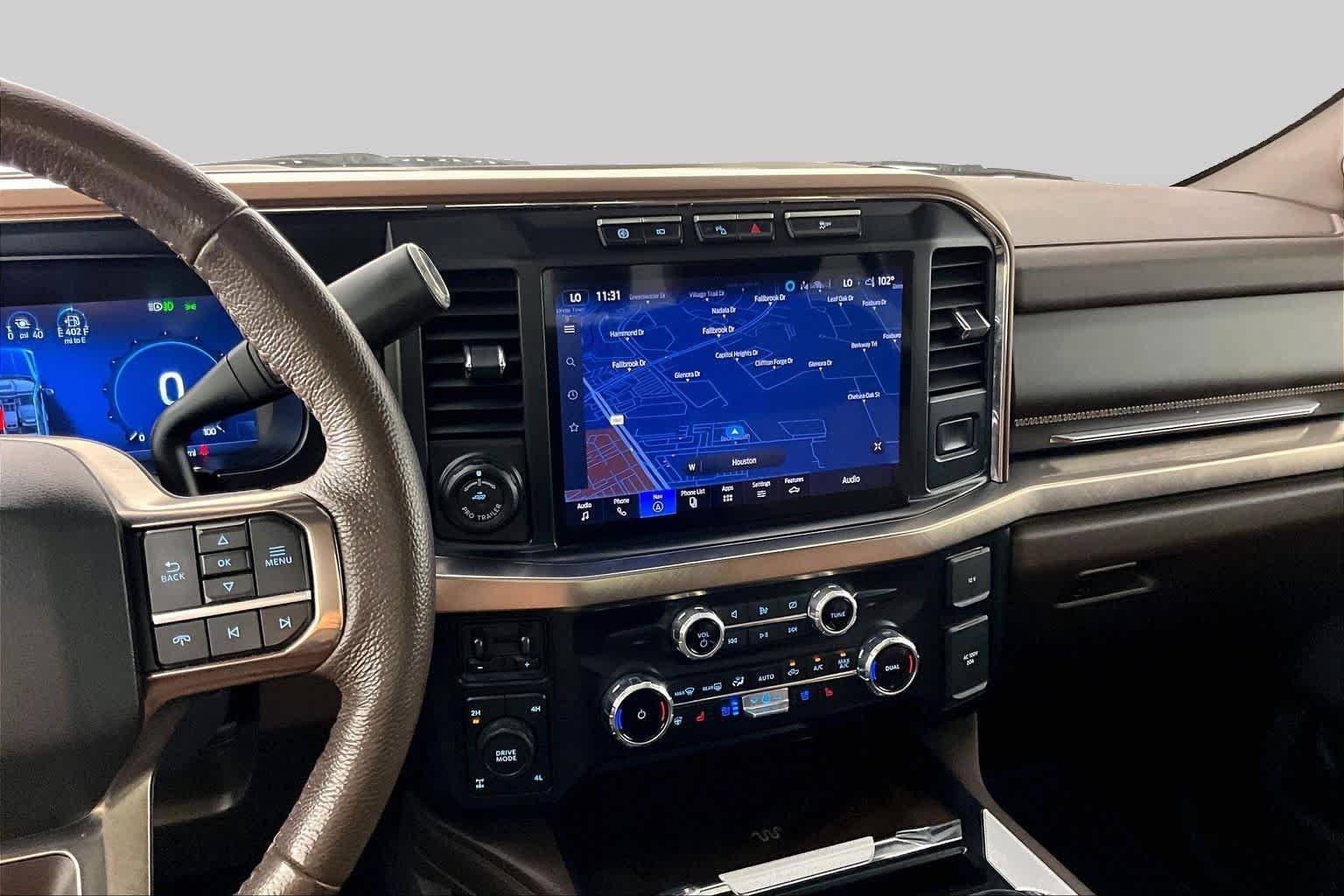 Used 2024 Star White Metallic Tri-Coat/Darkened Bronze Ford King Ranch image 7