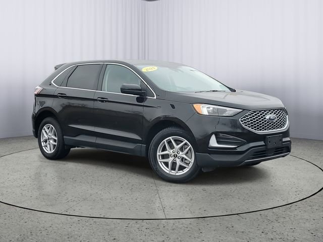 Certified Used 2024 Black Ford SEL image 1