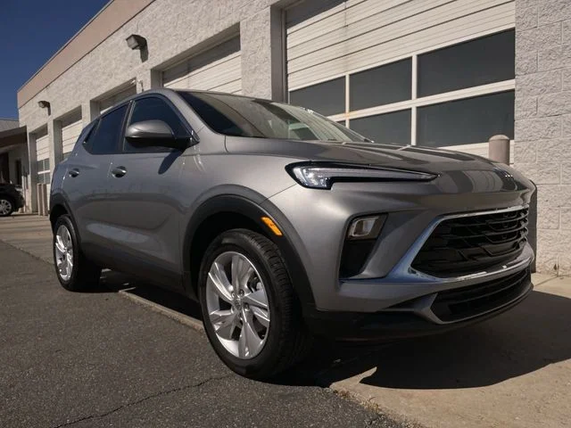 2025 Buick Encore GX Preferred - Photo 10