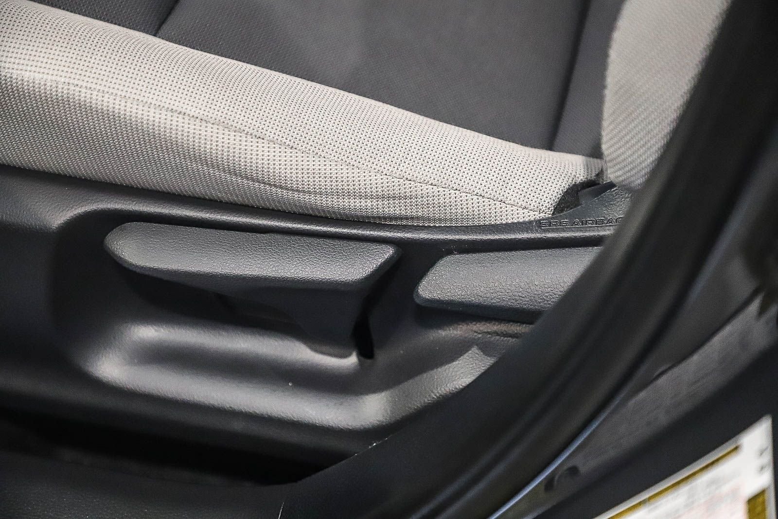 Certified Used 2025  Toyota LE image 19
