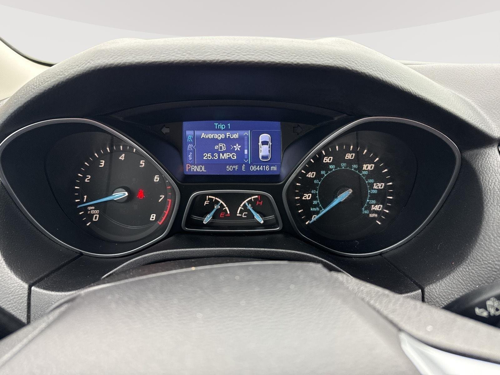 Used 2013 Tuxedo Black Metallic Ford SE image 2