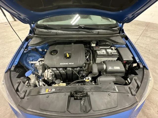 Used 2017 Electric Blue Hyundai Value Edition image 19