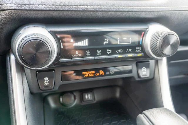 Used 2019 Red Toyota LE image 21