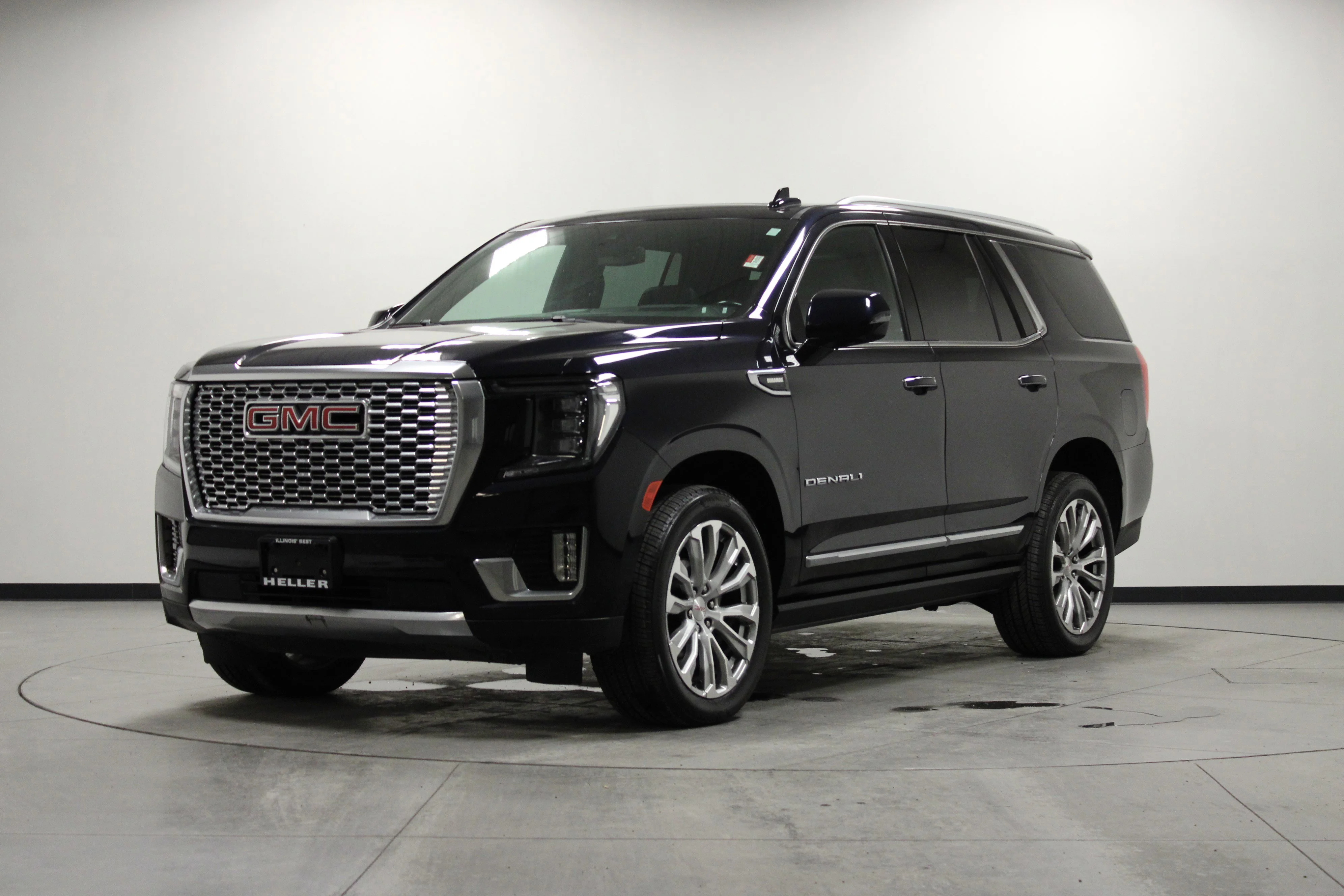 Used 2022 Midnight Blue Metallic GMC Denali image 8