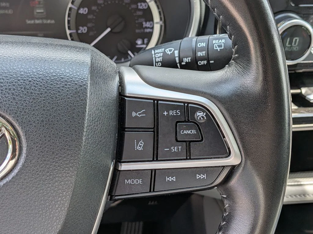 Used 2023 Green Toyota XLE image 18