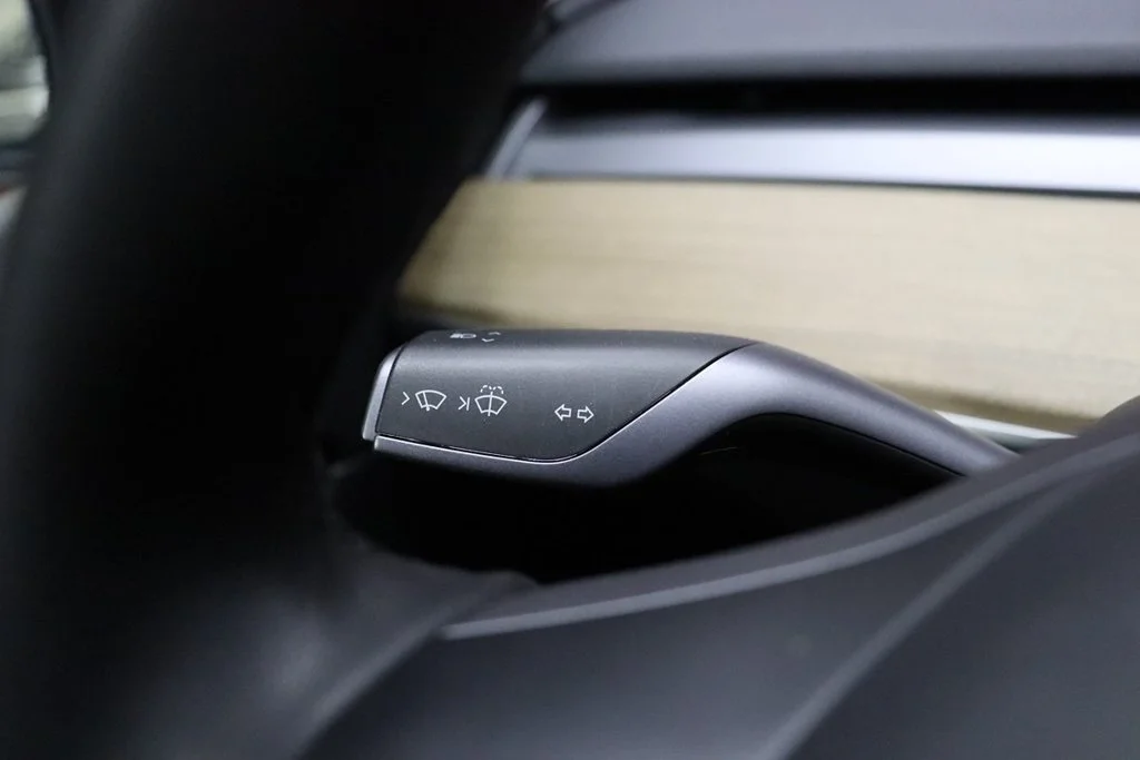 Used 2020 Solid Black Tesla Long Range image 46
