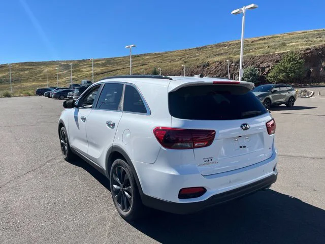 Used 2020 Snow White Pearl Kia S V6 image 10