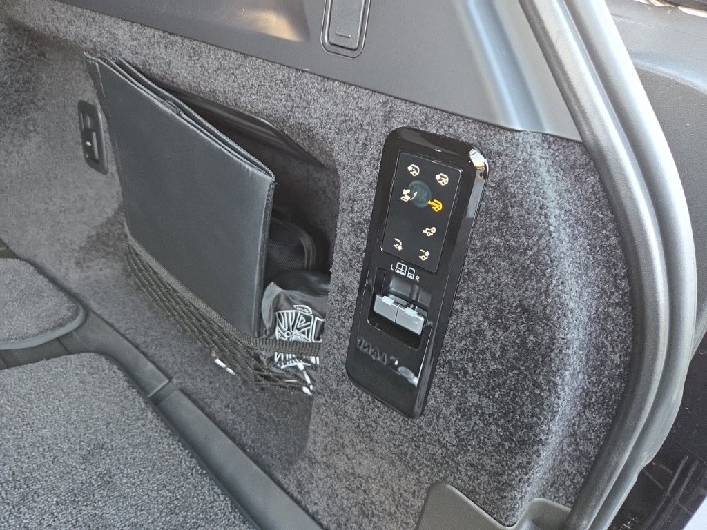 Certified Used 2024 Gold Land Rover Autobiography image 19