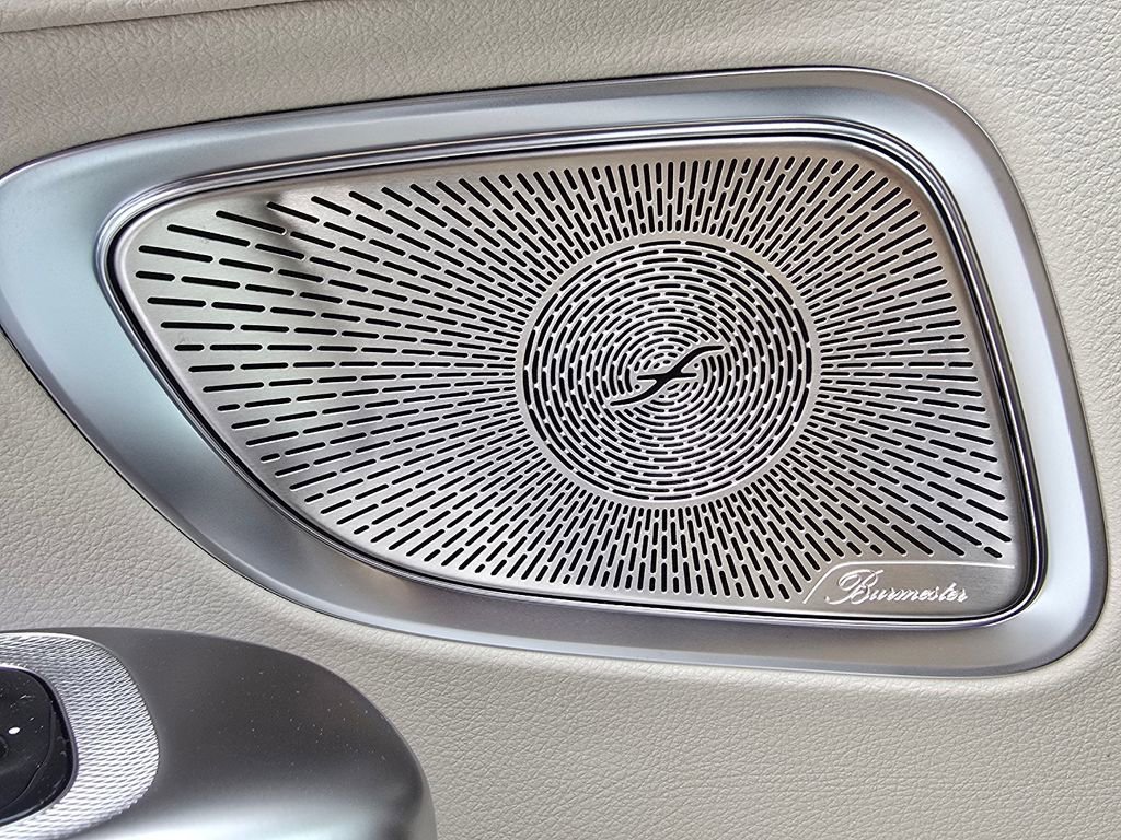New 2026 MANUFAKTUR Moonlight White Metallic Mercedes-Benz CLE 53 AMG® image 57