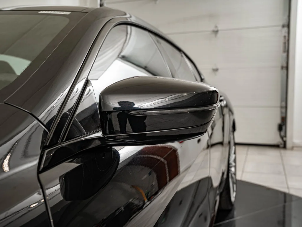 Used 2023 Black Sapphire Metallic BMW ALPINA B8 xDrive image 15