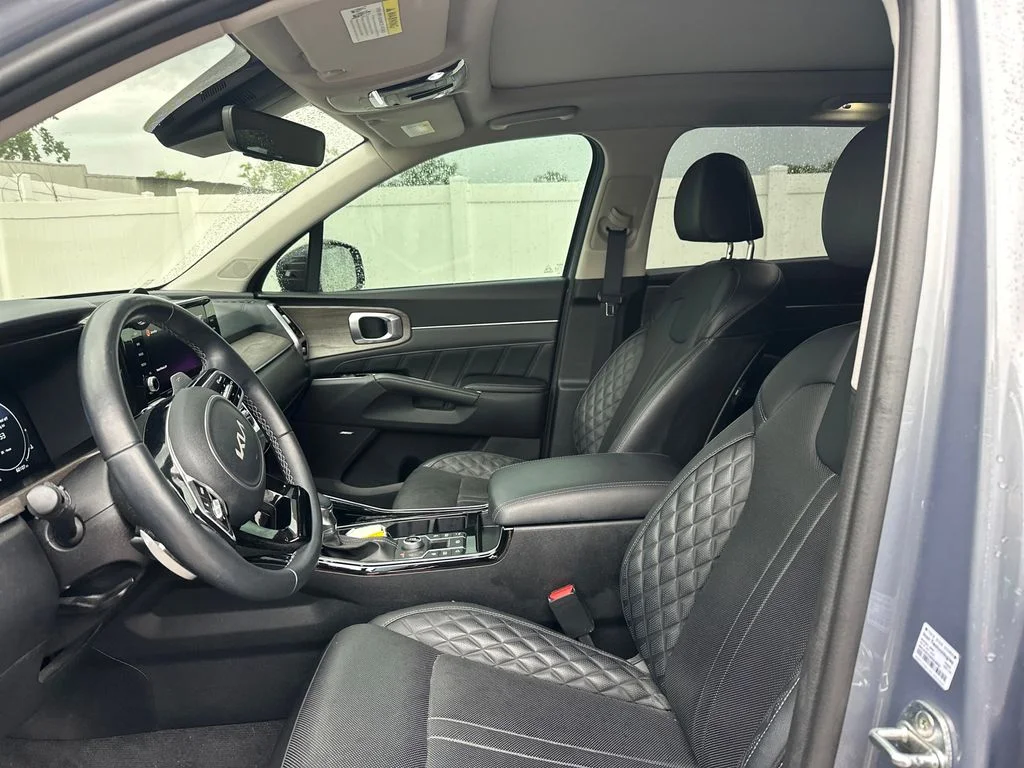 Used 2022 Everlasting Silver Kia X-Line SX Prestige image 44
