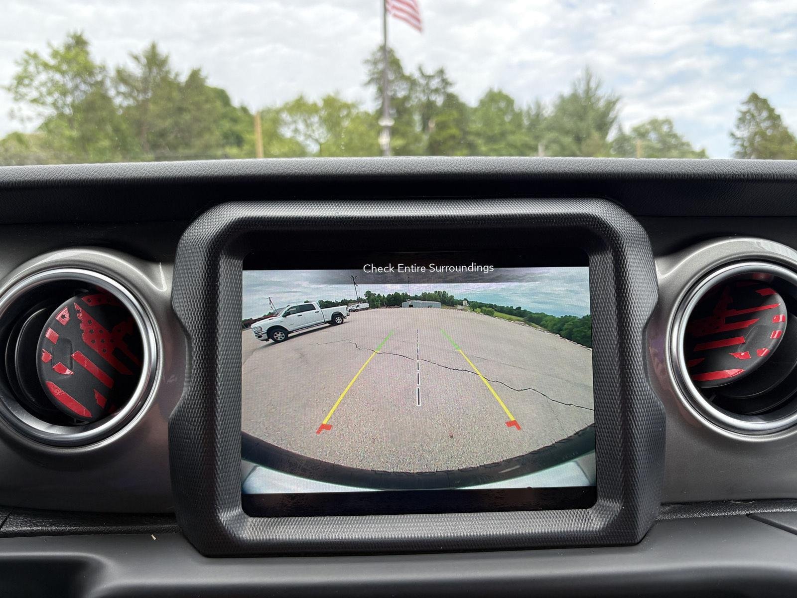 Used 2020 Black Clearcoat Jeep North Edition image 7
