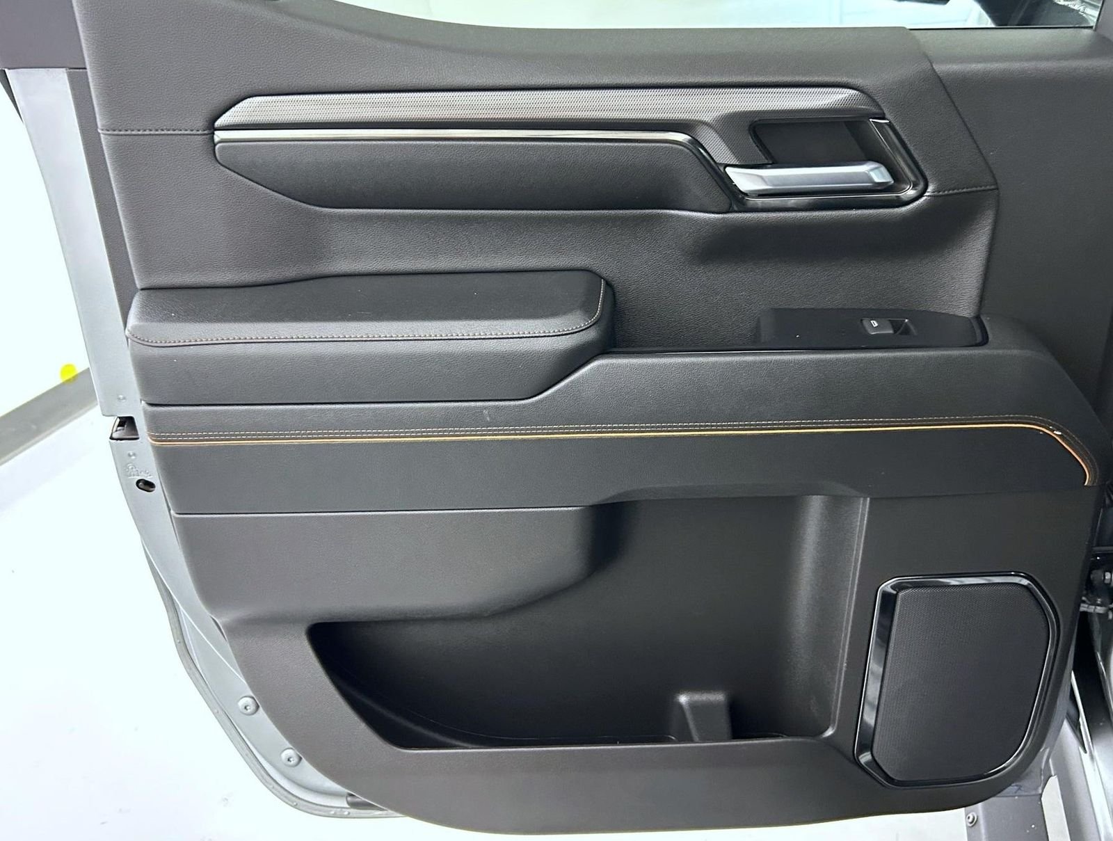 Used 2023 Silver GMC AT4 image 20
