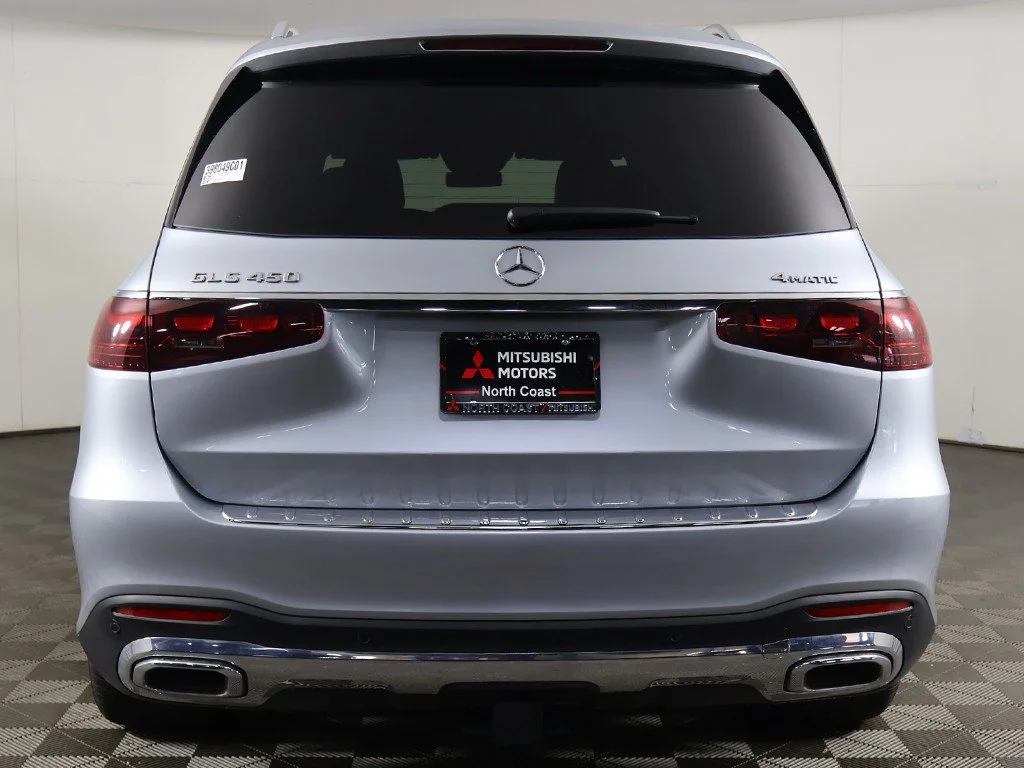 Used 2025 Silver Mercedes-Benz GLS 450 image 16