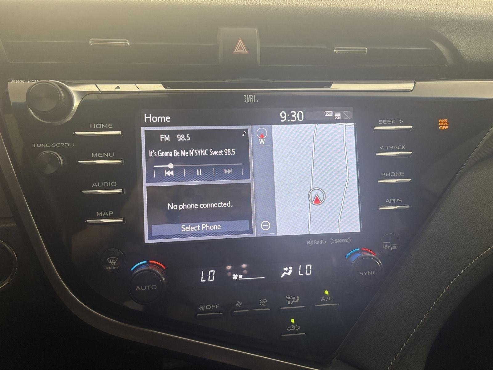 Used 2019 Wind Chill Pearl w/Midnight Black Metallic Roof Toyota XSE V6 image 24