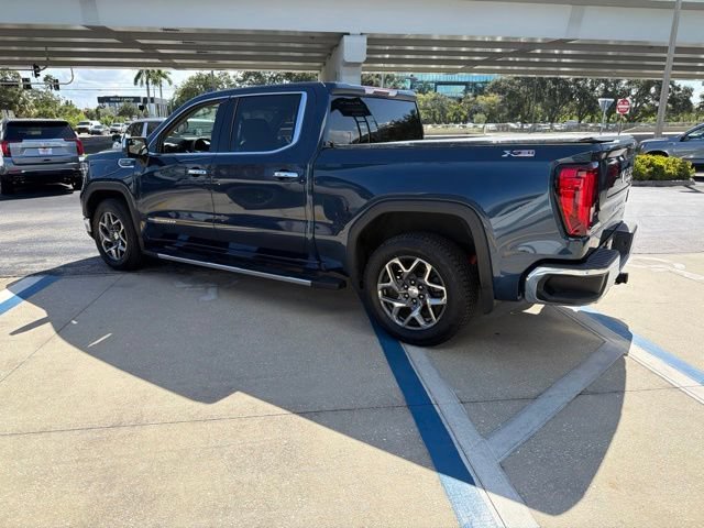 Used 2022 PACIFIC BLUE METALLIC GMC SLT image 5