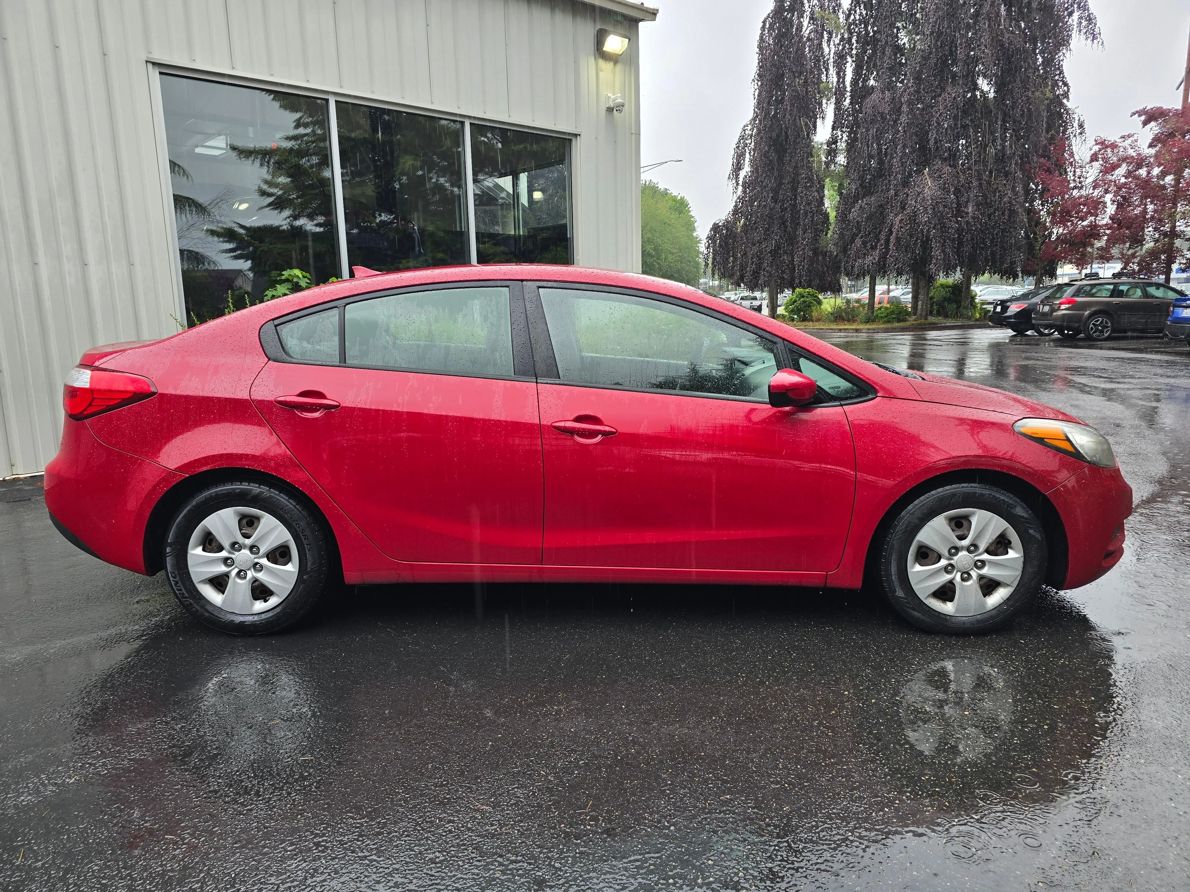 Used 2016 Crimson Red Metallic Kia LX image 3