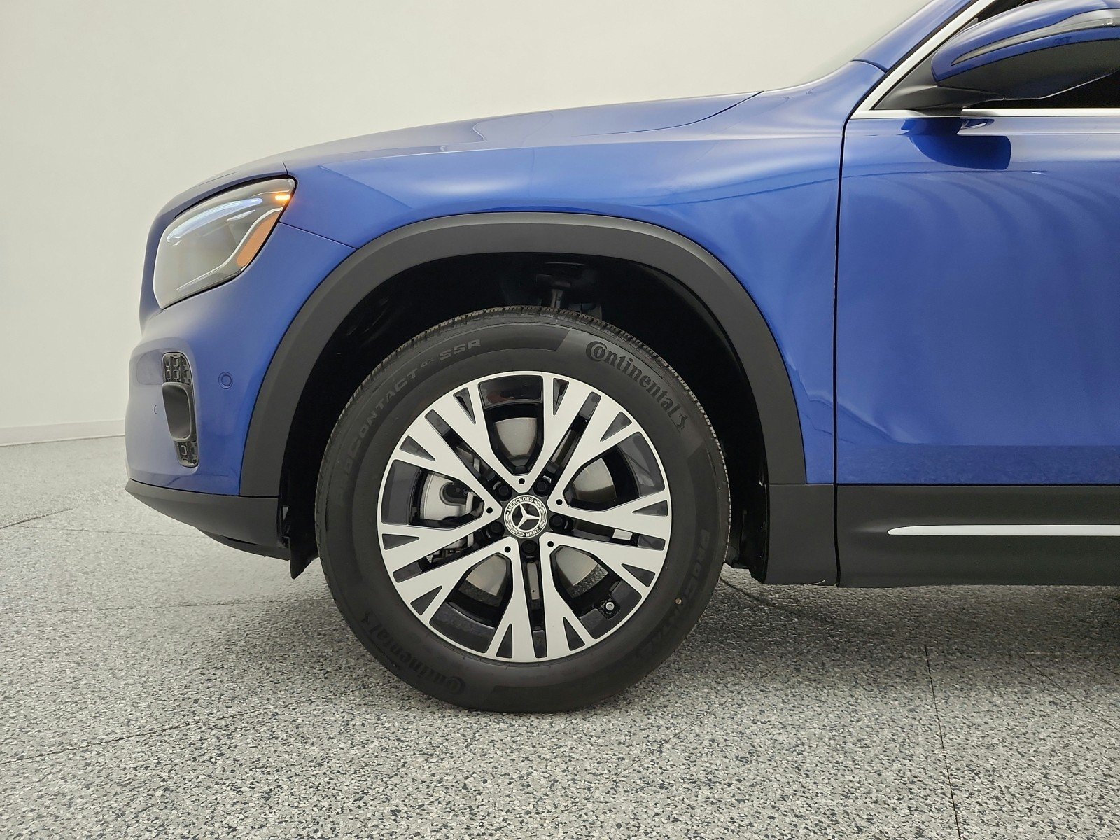 Used 2024 Starling Blue Metallic Mercedes-Benz GLB 250 4MATIC® SUV image 18
