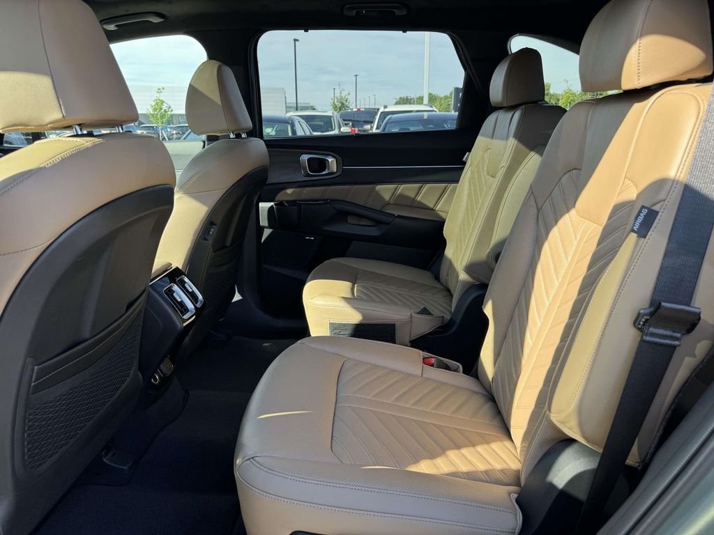 Used 2026 Green Kia X-Line SX Prestige image 16